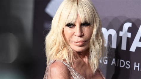 donatella versace origini|donatella versace facts.